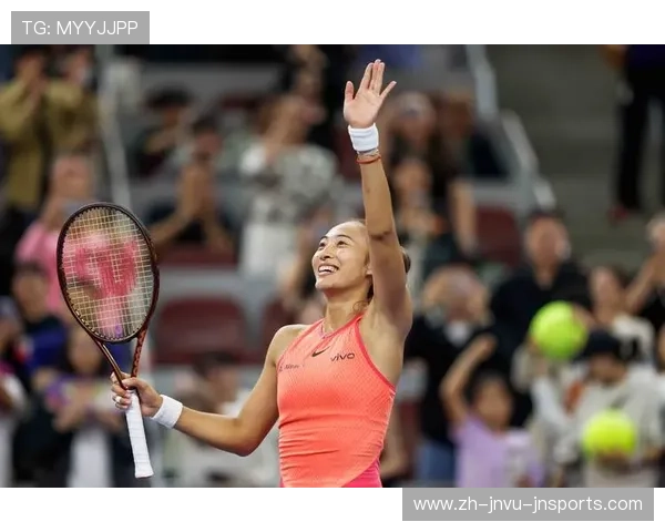 对手命门清晰可见 郑钦文憾负背后折射技术环节待提升